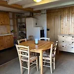 Beautiful Swiss With Breathtaking Views And A Sauna 샬레 Riein